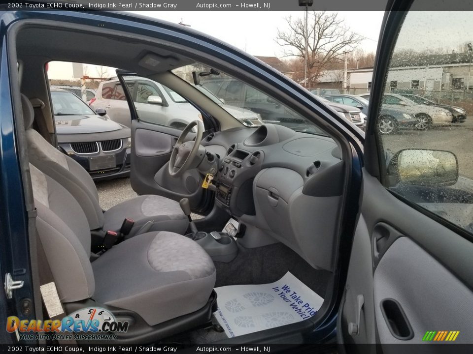 Front Seat of 2002 Toyota ECHO Coupe Photo #16