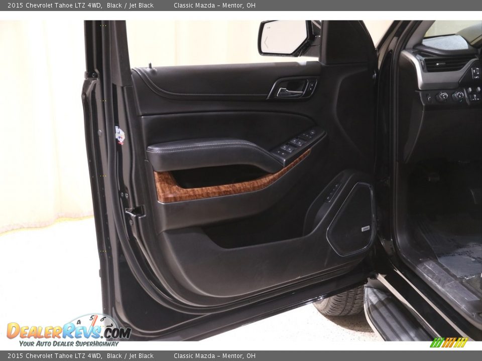 2015 Chevrolet Tahoe LTZ 4WD Black / Jet Black Photo #4