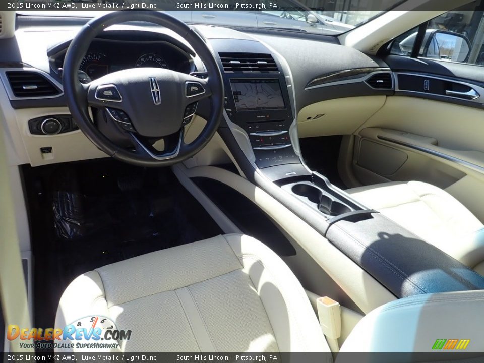 Front Seat of 2015 Lincoln MKZ AWD Photo #17