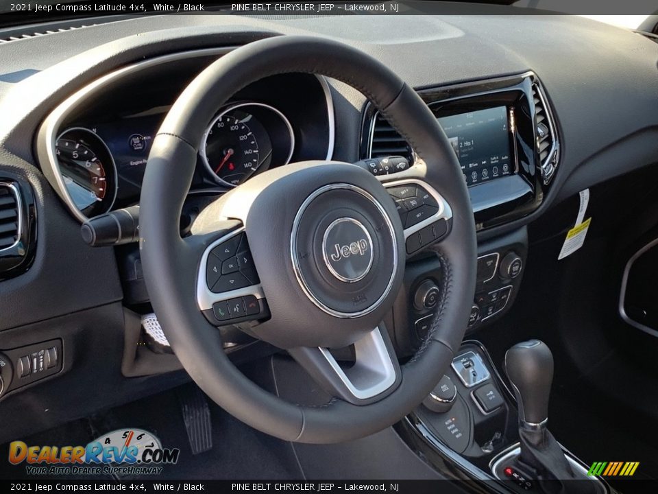 2021 Jeep Compass Latitude 4x4 White / Black Photo #12