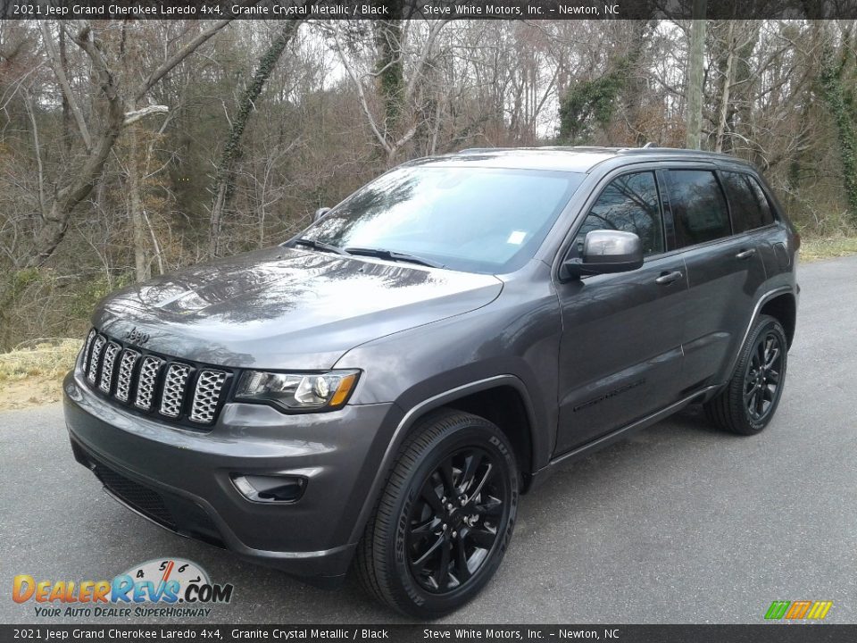 2021 Jeep Grand Cherokee Laredo 4x4 Granite Crystal Metallic / Black Photo #2