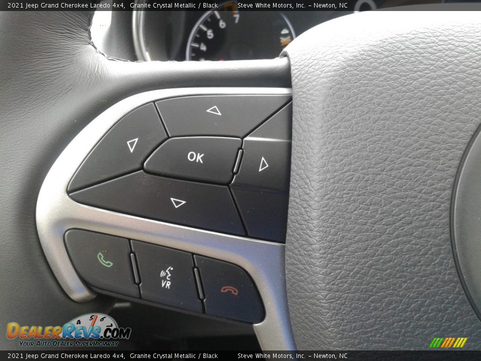 2021 Jeep Grand Cherokee Laredo 4x4 Steering Wheel Photo #19