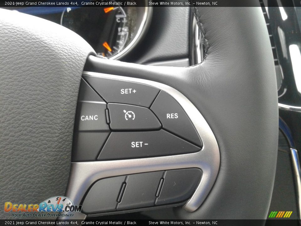 2021 Jeep Grand Cherokee Laredo 4x4 Steering Wheel Photo #20