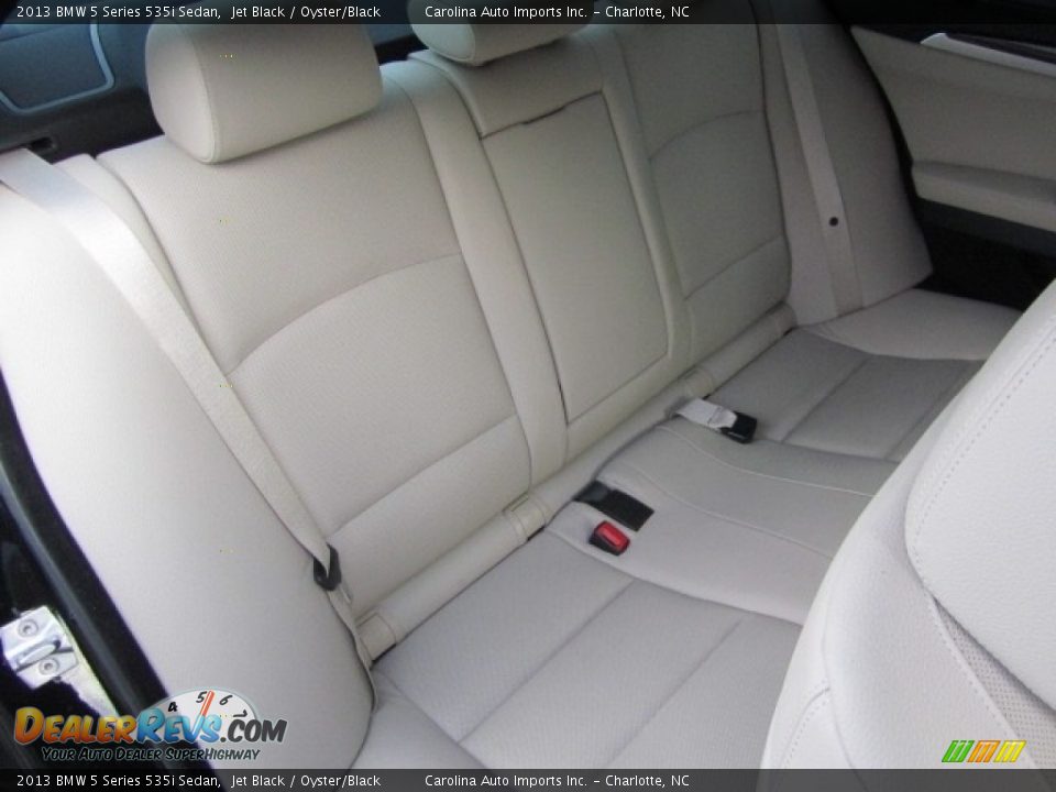 2013 BMW 5 Series 535i Sedan Jet Black / Oyster/Black Photo #24
