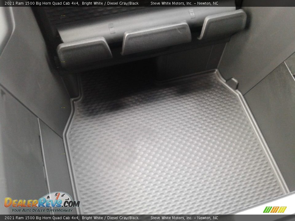 2021 Ram 1500 Big Horn Quad Cab 4x4 Bright White / Diesel Gray/Black Photo #27