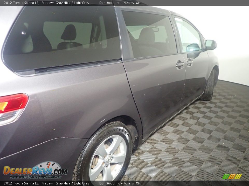 2012 Toyota Sienna LE Predawn Gray Mica / Light Gray Photo #19