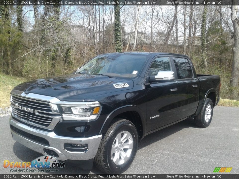 2021 Ram 1500 Laramie Crew Cab 4x4 Diamond Black Crystal Pearl / Light Frost Beige/Mountain Brown Photo #2