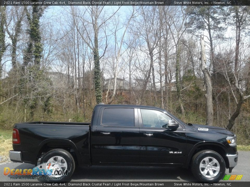 2021 Ram 1500 Laramie Crew Cab 4x4 Diamond Black Crystal Pearl / Light Frost Beige/Mountain Brown Photo #5