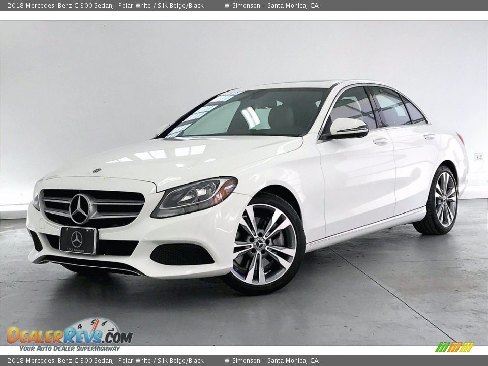 Front 3/4 View of 2018 Mercedes-Benz C 300 Sedan Photo #12