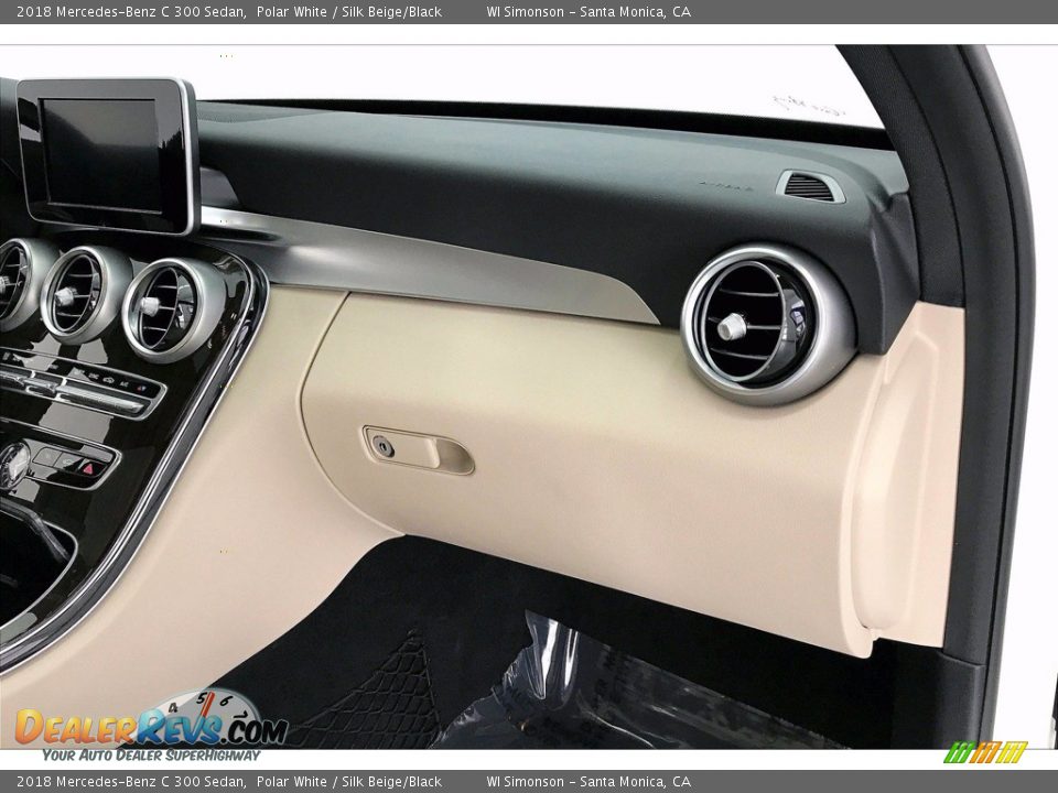 2018 Mercedes-Benz C 300 Sedan Polar White / Silk Beige/Black Photo #16
