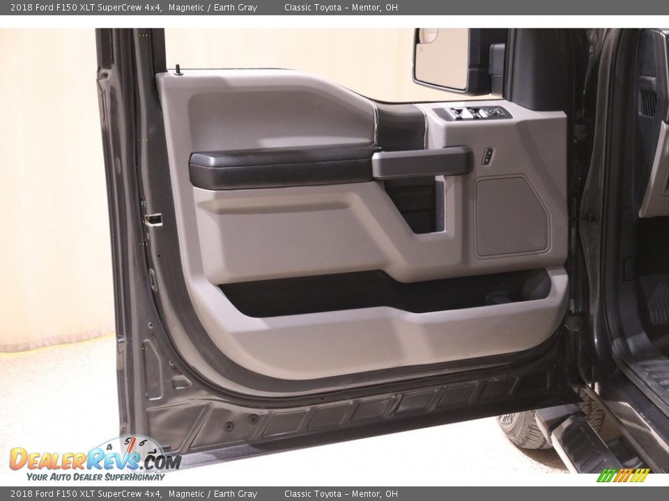 2018 Ford F150 XLT SuperCrew 4x4 Magnetic / Earth Gray Photo #5