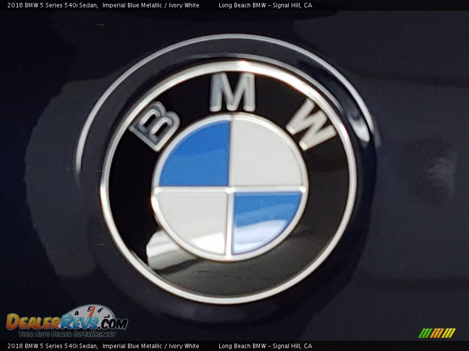 2018 BMW 5 Series 540i Sedan Imperial Blue Metallic / Ivory White Photo #10