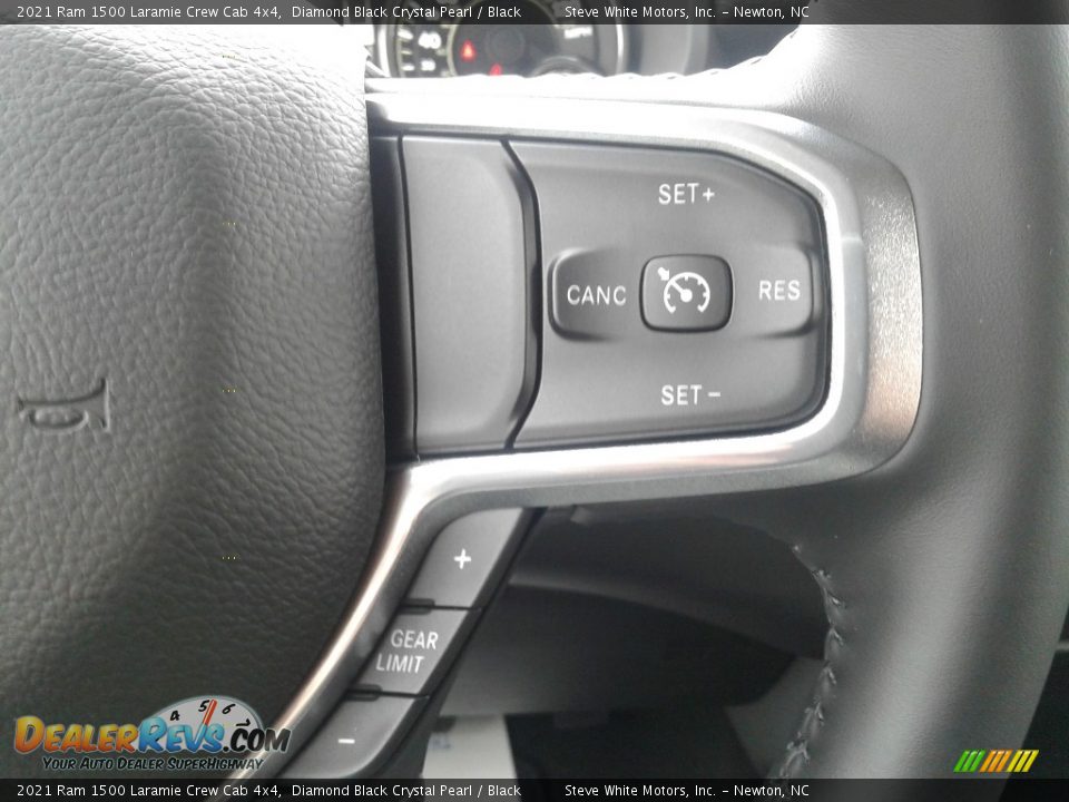 2021 Ram 1500 Laramie Crew Cab 4x4 Steering Wheel Photo #18