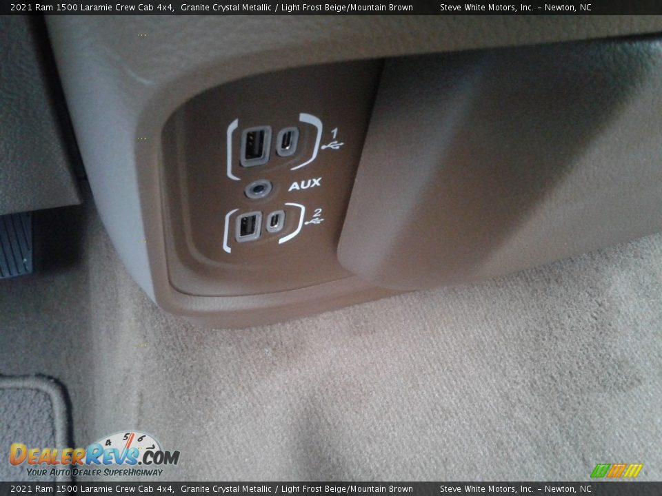 2021 Ram 1500 Laramie Crew Cab 4x4 Granite Crystal Metallic / Light Frost Beige/Mountain Brown Photo #25