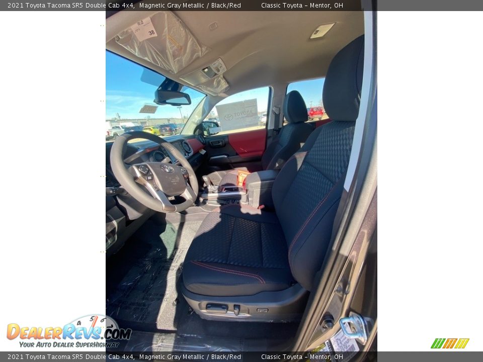 2021 Toyota Tacoma SR5 Double Cab 4x4 Magnetic Gray Metallic / Black/Red Photo #2