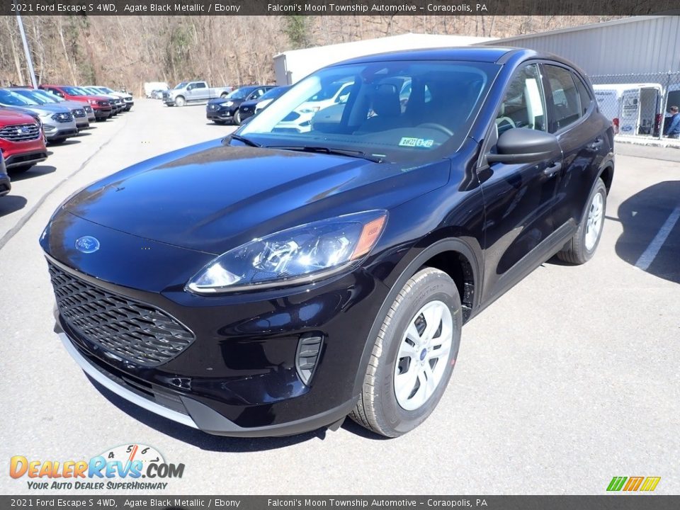 Front 3/4 View of 2021 Ford Escape S 4WD Photo #5