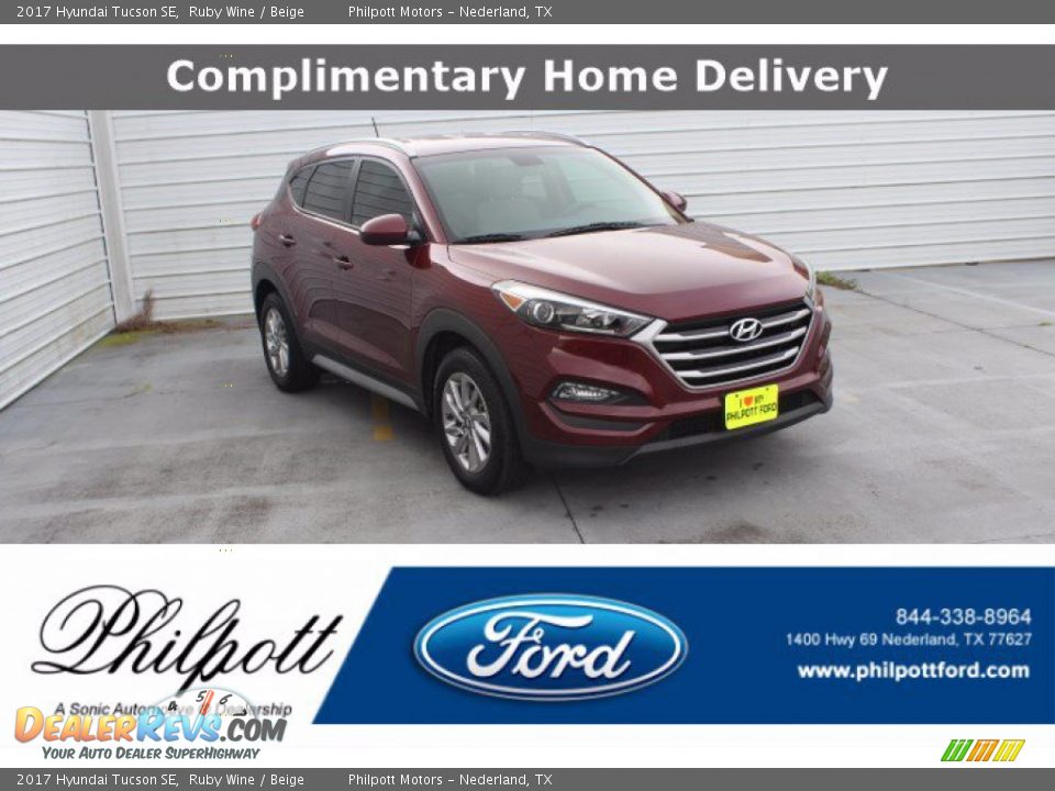 2017 Hyundai Tucson SE Ruby Wine / Beige Photo #1