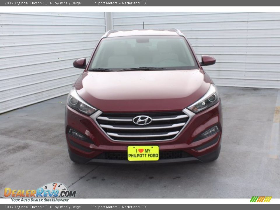 2017 Hyundai Tucson SE Ruby Wine / Beige Photo #3