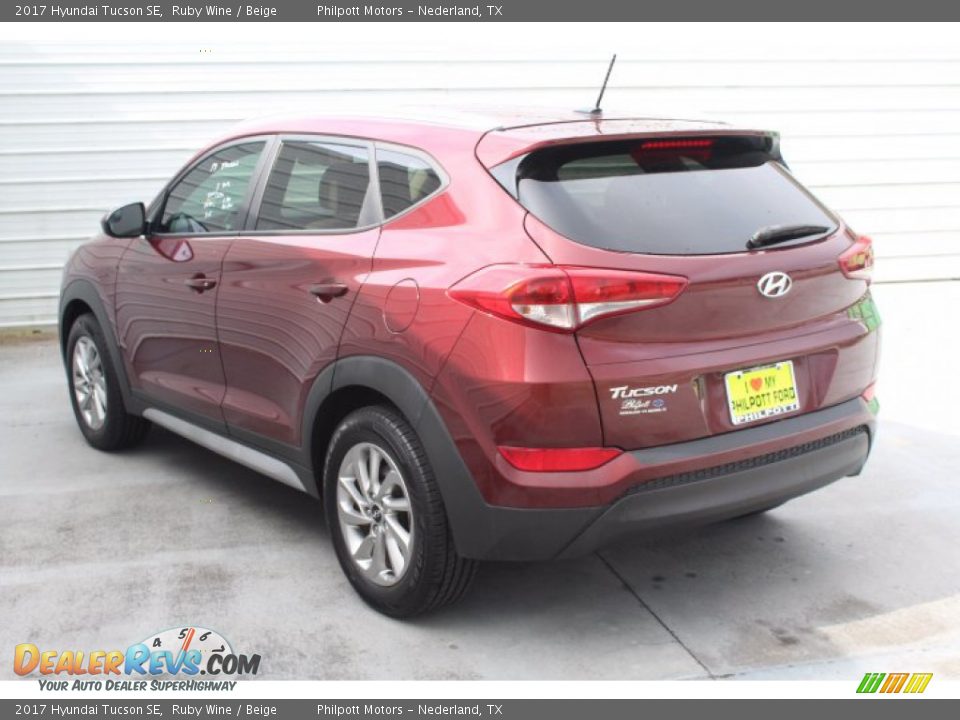 2017 Hyundai Tucson SE Ruby Wine / Beige Photo #7