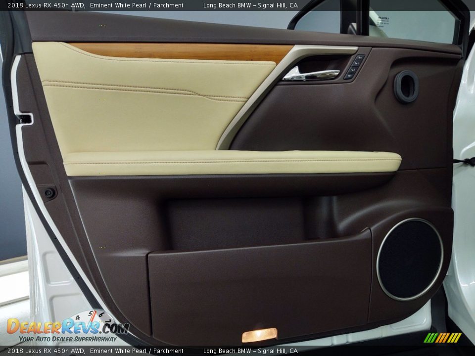 Door Panel of 2018 Lexus RX 450h AWD Photo #13