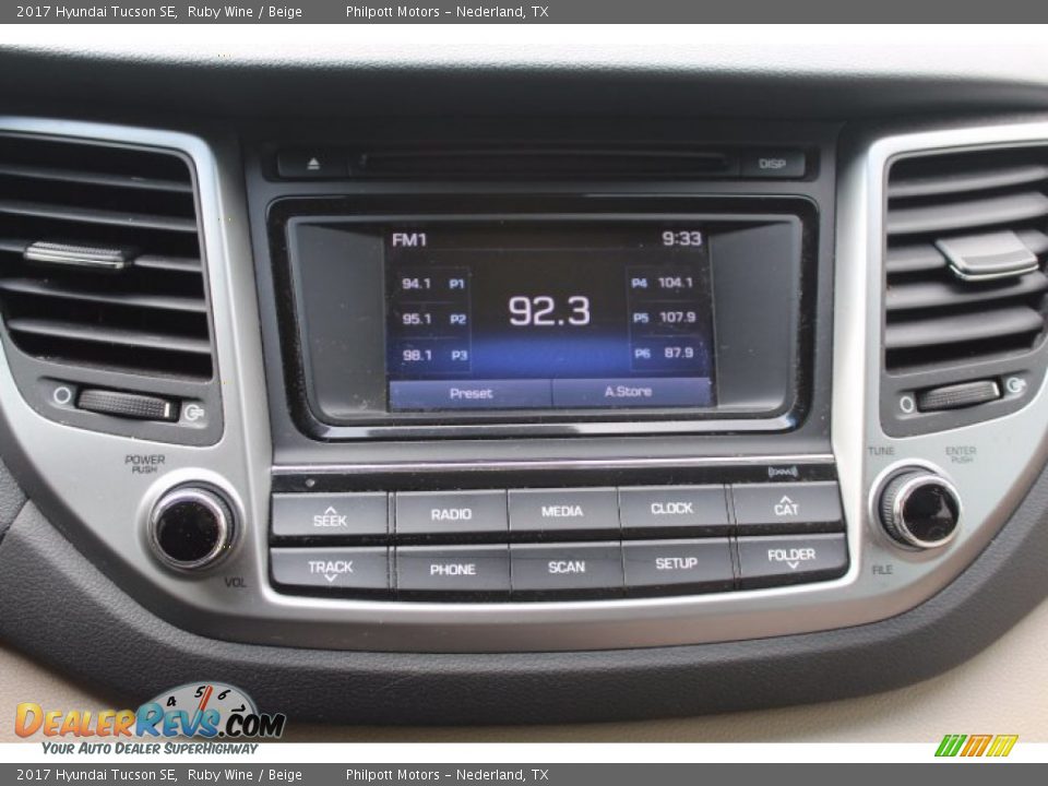 2017 Hyundai Tucson SE Ruby Wine / Beige Photo #16