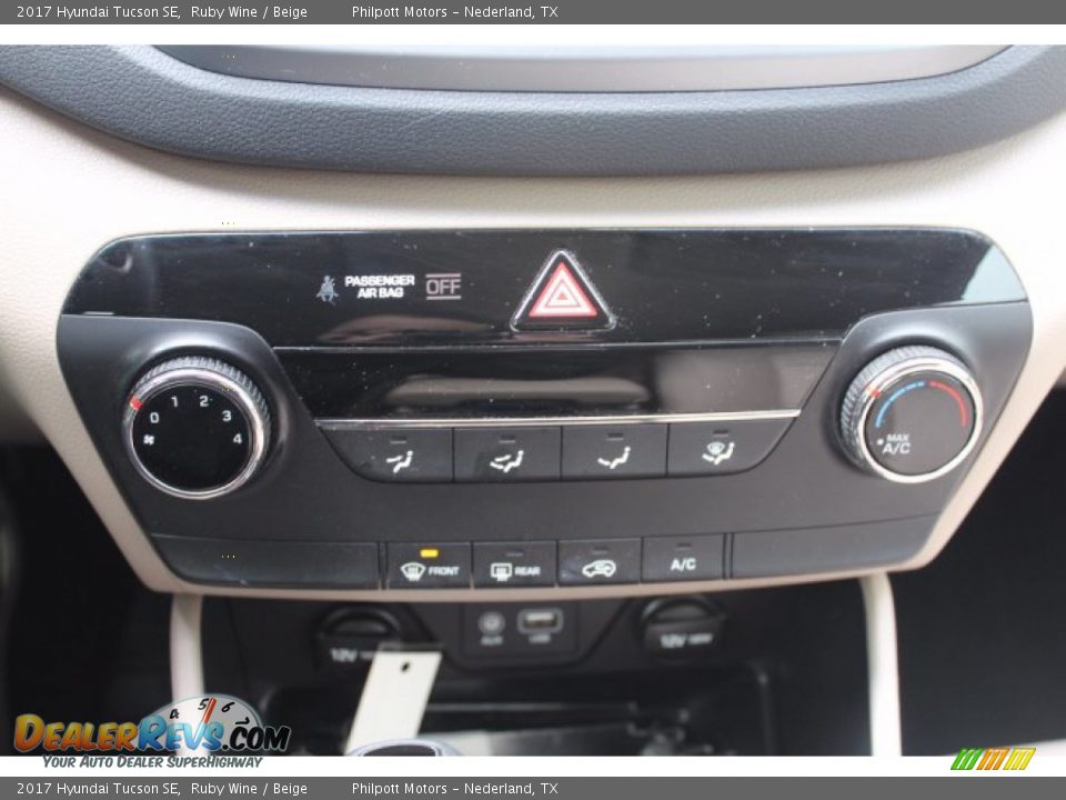 2017 Hyundai Tucson SE Ruby Wine / Beige Photo #17