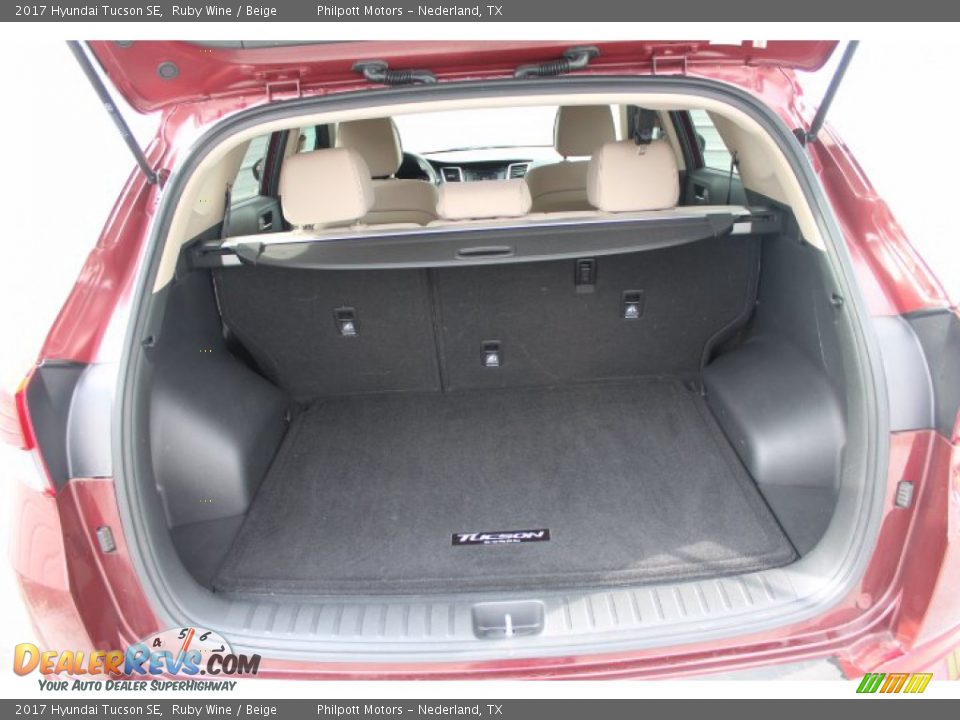 2017 Hyundai Tucson SE Ruby Wine / Beige Photo #23