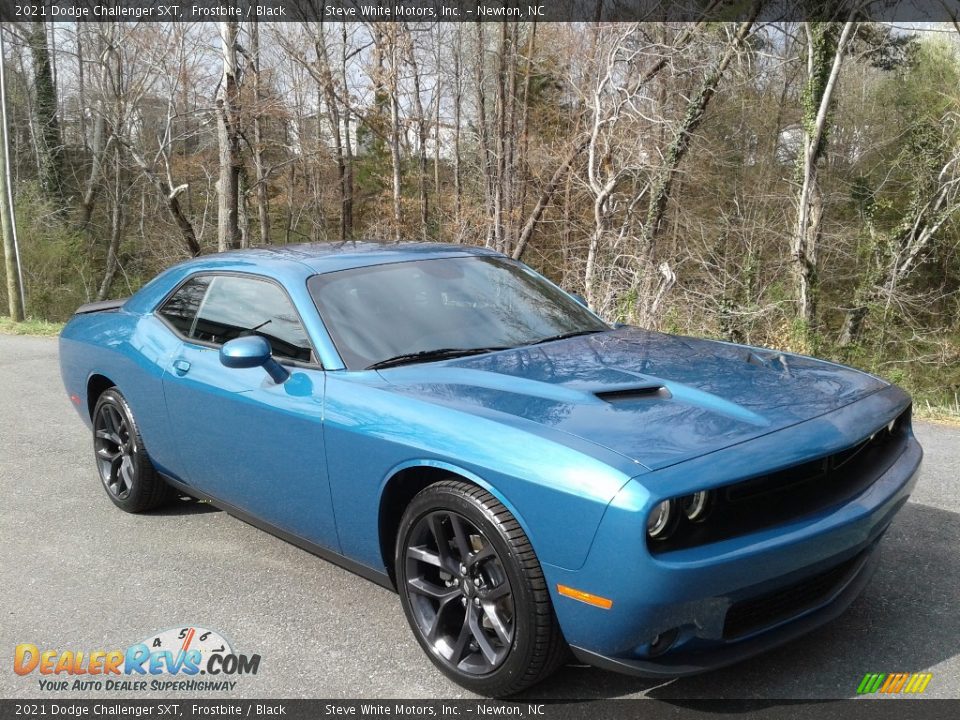 2021 Dodge Challenger SXT Frostbite / Black Photo #4