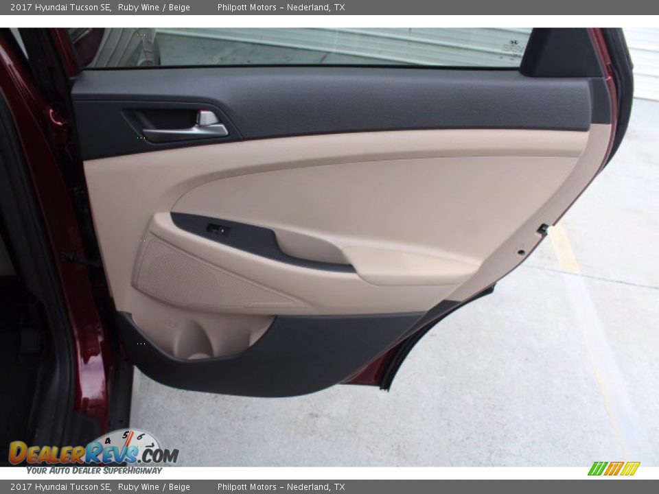 2017 Hyundai Tucson SE Ruby Wine / Beige Photo #24
