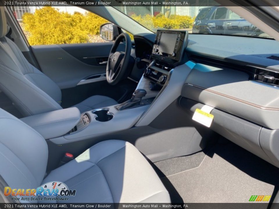 2021 Toyota Venza Hybrid XLE AWD Titanium Glow / Boulder Photo #10