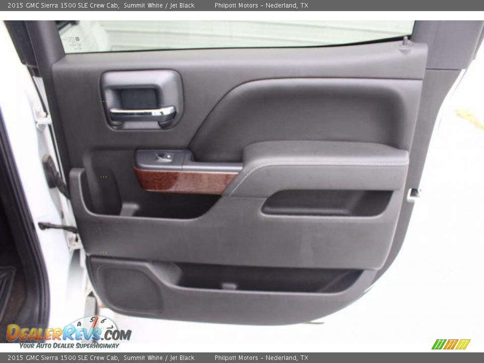 Door Panel of 2015 GMC Sierra 1500 SLE Crew Cab Photo #25