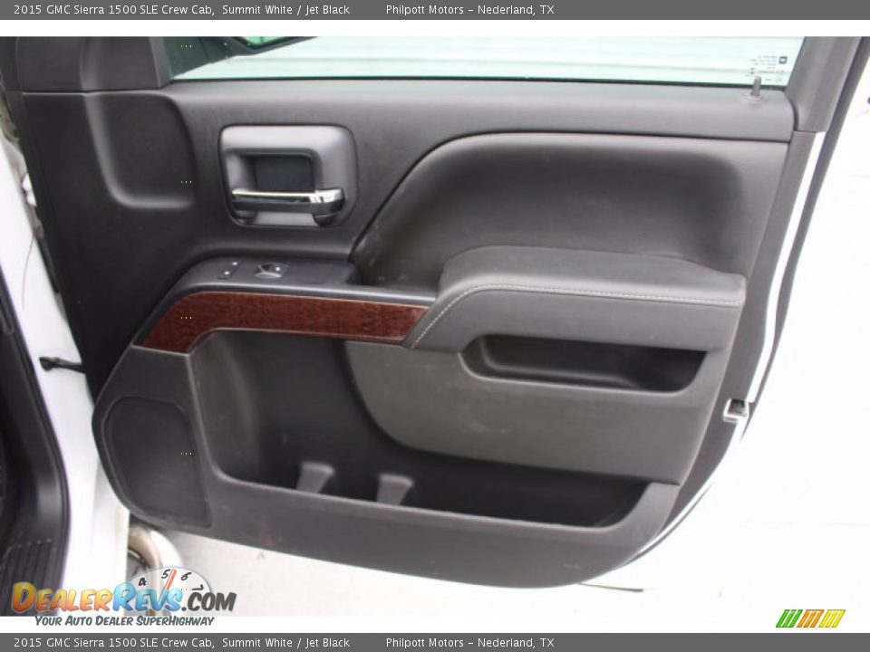 Door Panel of 2015 GMC Sierra 1500 SLE Crew Cab Photo #27