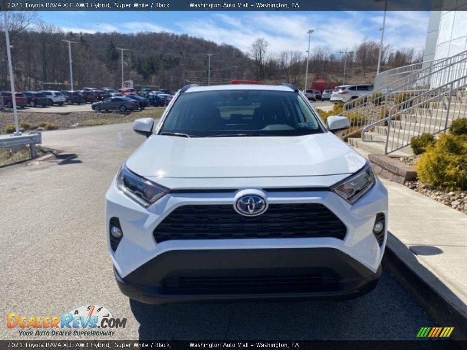 2021 Toyota RAV4 XLE AWD Hybrid Super White / Black Photo #12