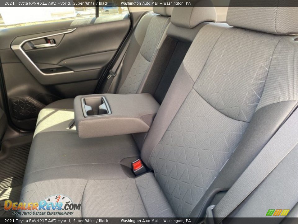 2021 Toyota RAV4 XLE AWD Hybrid Super White / Black Photo #28
