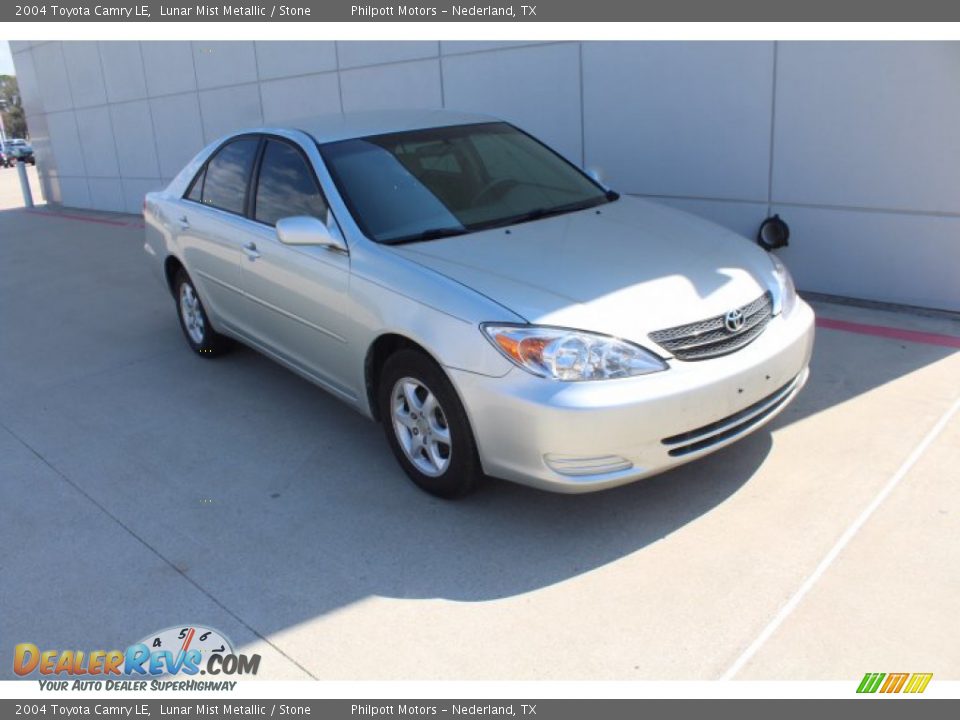 2004 Toyota Camry LE Lunar Mist Metallic / Stone Photo #2