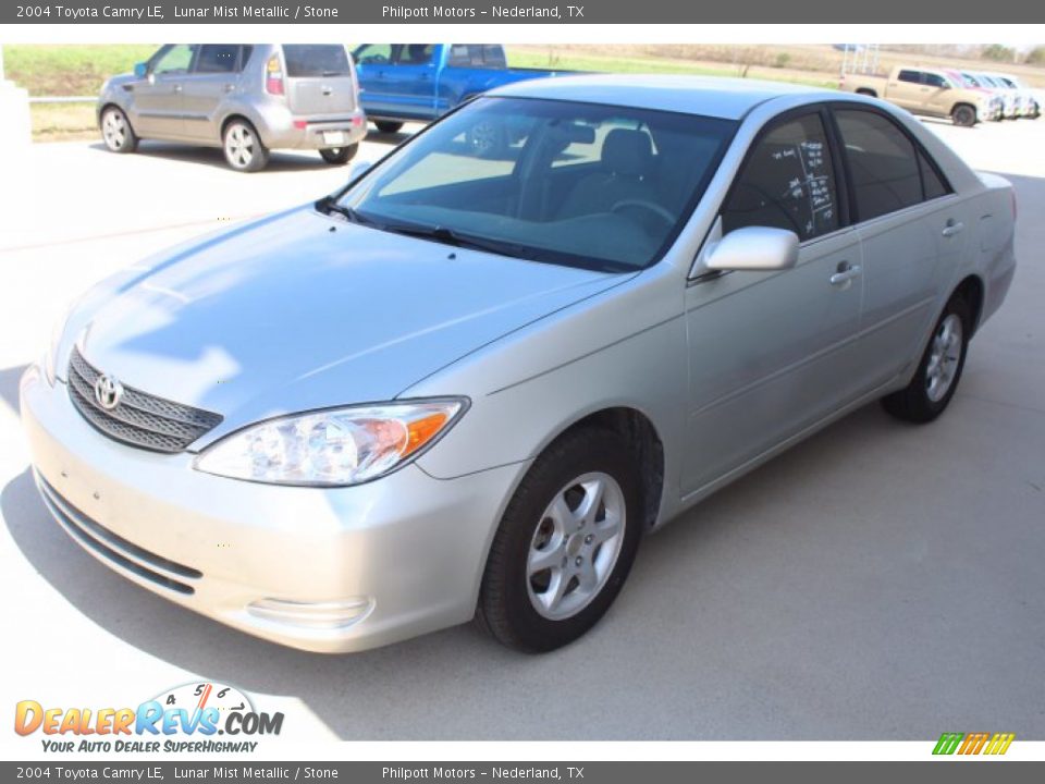 2004 Toyota Camry LE Lunar Mist Metallic / Stone Photo #4