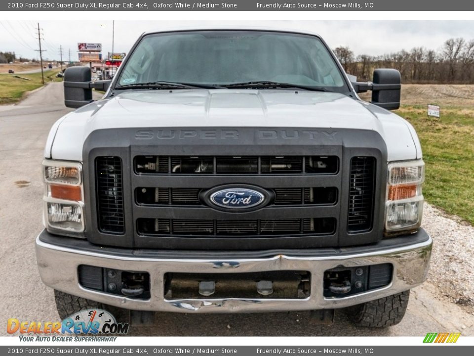 2010 Ford F250 Super Duty XL Regular Cab 4x4 Oxford White / Medium Stone Photo #9