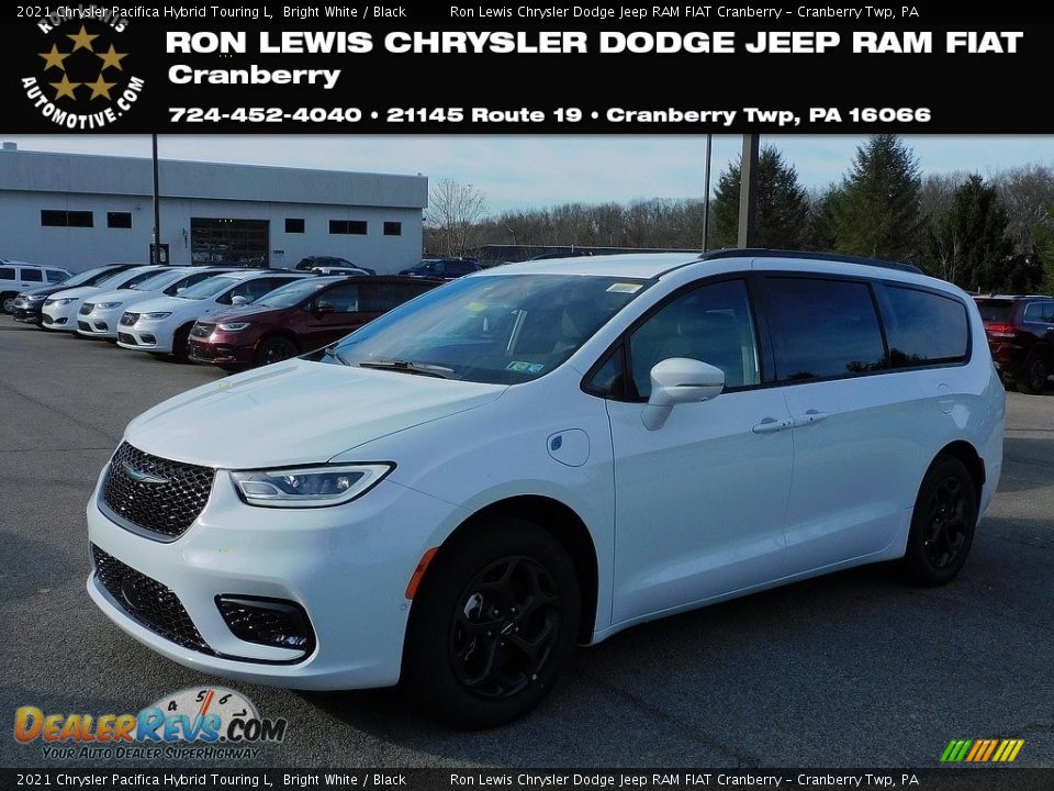 2021 Chrysler Pacifica Hybrid Touring L Bright White / Black Photo #1