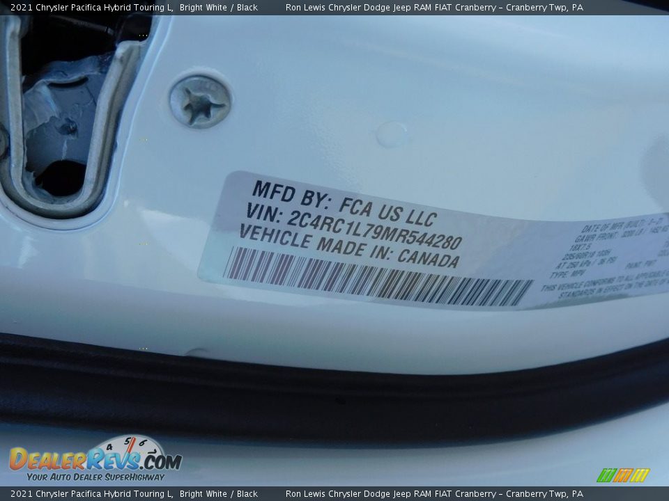 2021 Chrysler Pacifica Hybrid Touring L Bright White / Black Photo #20