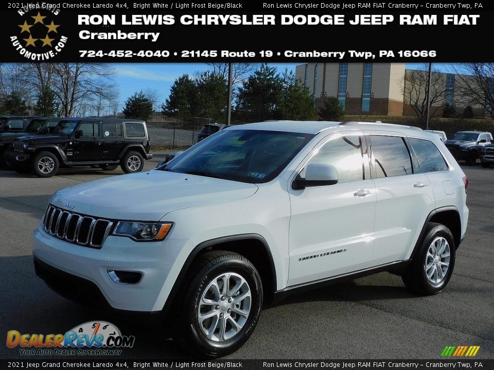 2021 Jeep Grand Cherokee Laredo 4x4 Bright White / Light Frost Beige/Black Photo #1