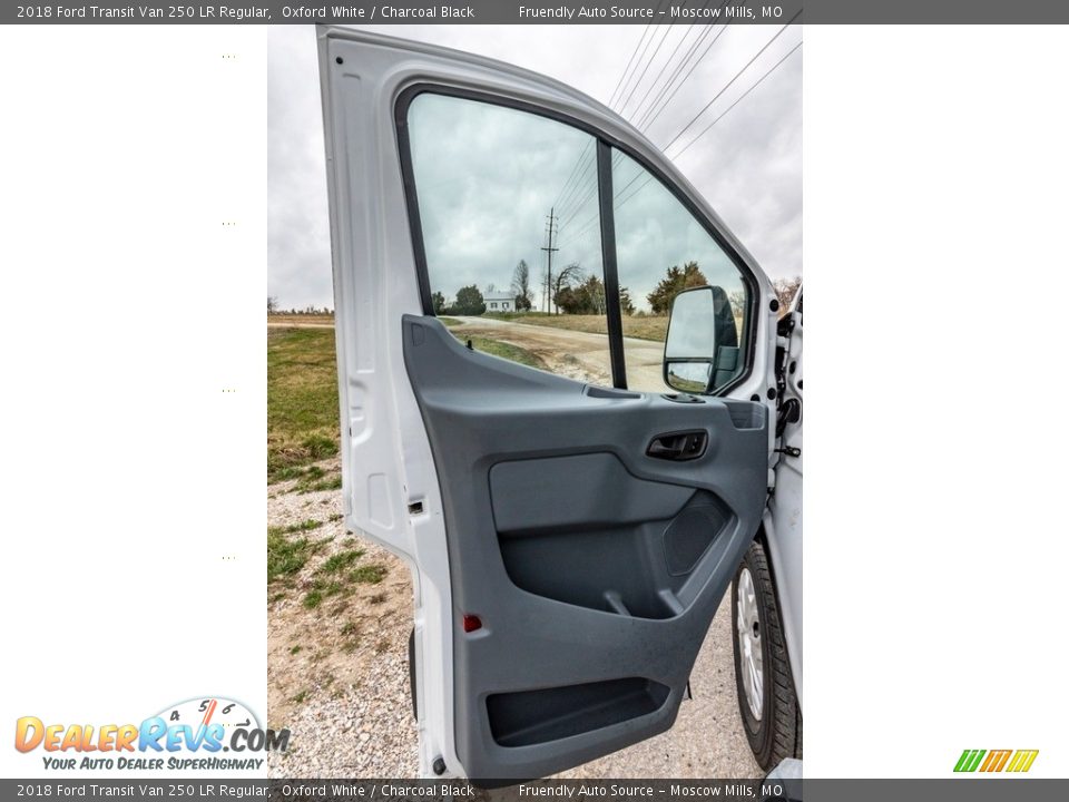 2018 Ford Transit Van 250 LR Regular Oxford White / Charcoal Black Photo #21