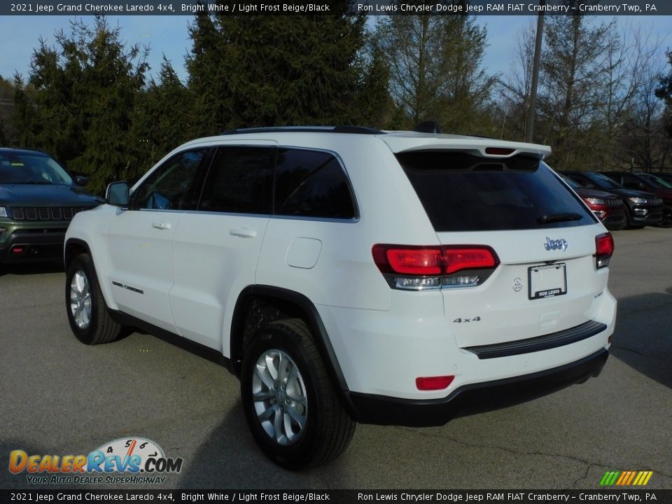 2021 Jeep Grand Cherokee Laredo 4x4 Bright White / Light Frost Beige/Black Photo #8