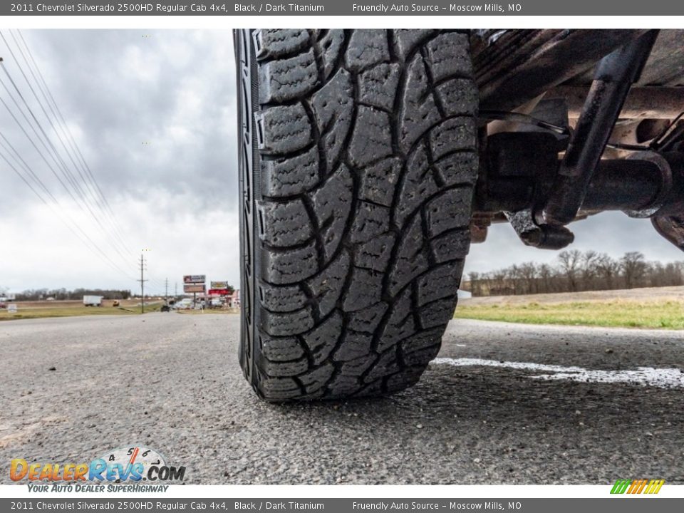 2011 Chevrolet Silverado 2500HD Regular Cab 4x4 Black / Dark Titanium Photo #12