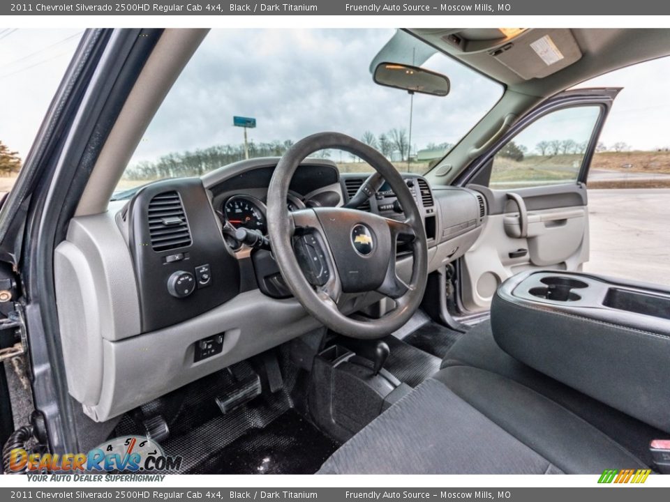 2011 Chevrolet Silverado 2500HD Regular Cab 4x4 Black / Dark Titanium Photo #20