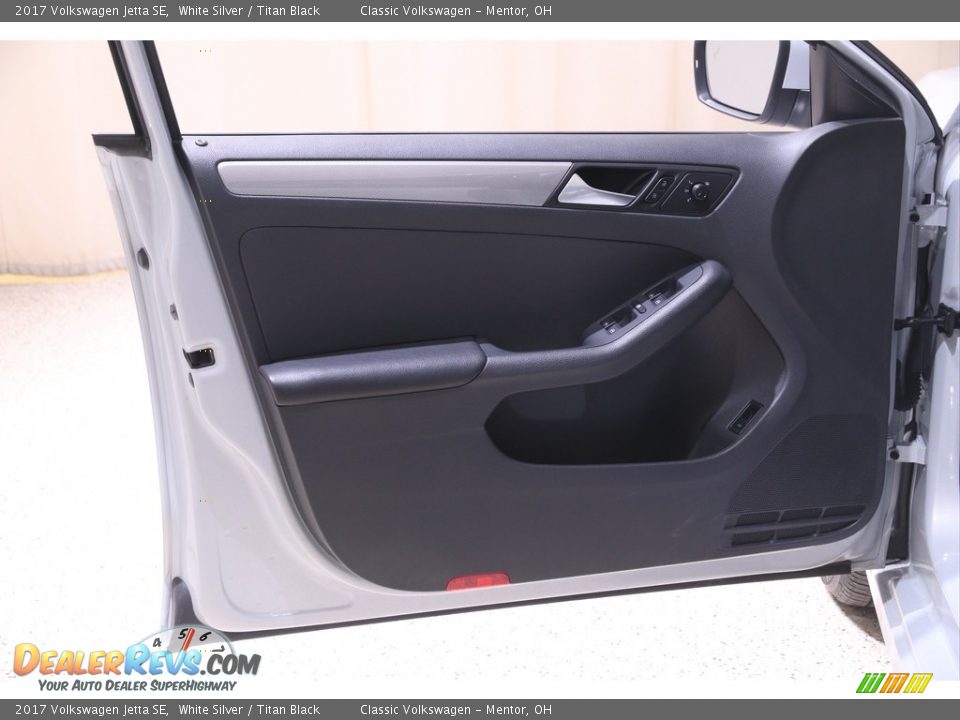 2017 Volkswagen Jetta SE White Silver / Titan Black Photo #4
