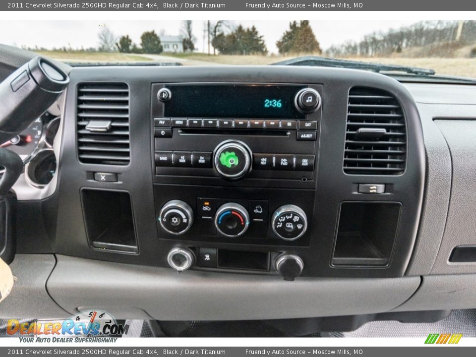 2011 Chevrolet Silverado 2500HD Regular Cab 4x4 Black / Dark Titanium Photo #30