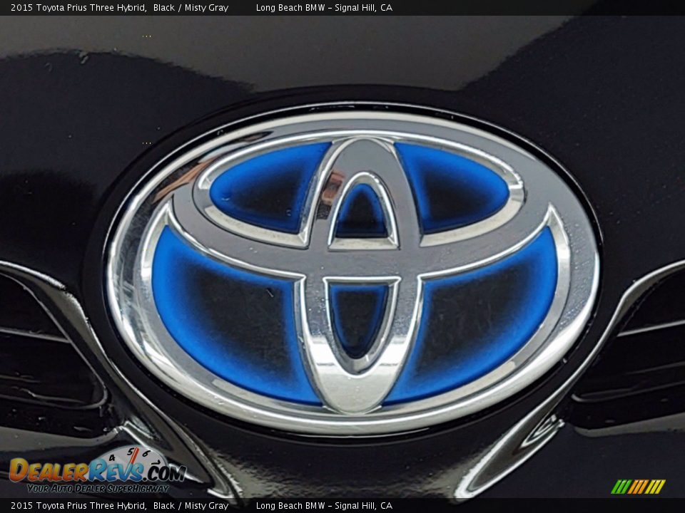 2015 Toyota Prius Three Hybrid Black / Misty Gray Photo #8