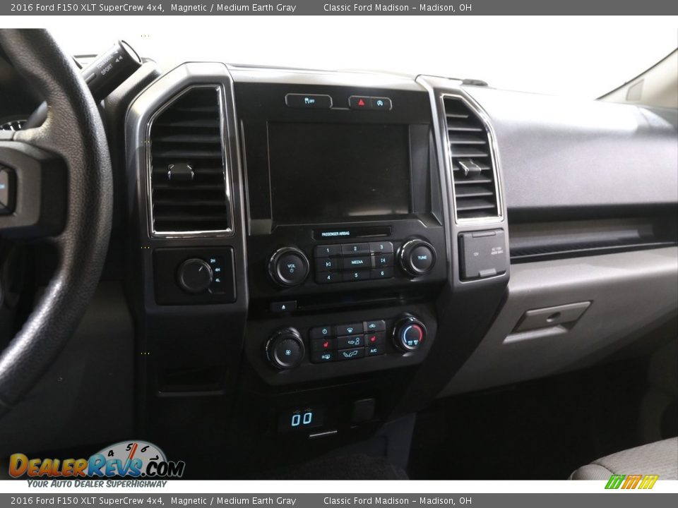2016 Ford F150 XLT SuperCrew 4x4 Magnetic / Medium Earth Gray Photo #10