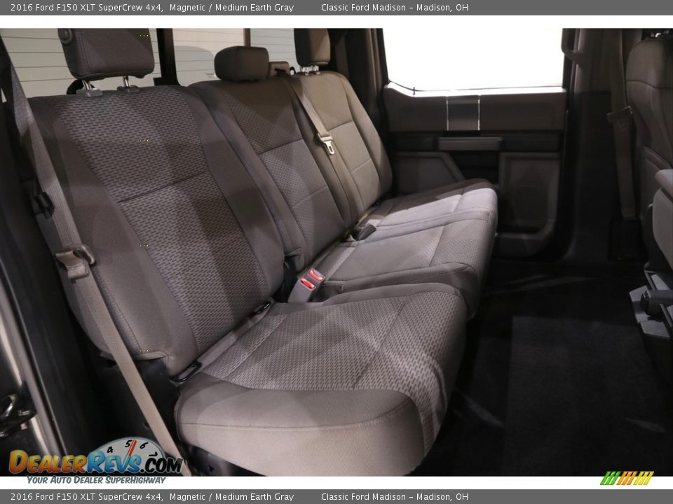 2016 Ford F150 XLT SuperCrew 4x4 Magnetic / Medium Earth Gray Photo #17