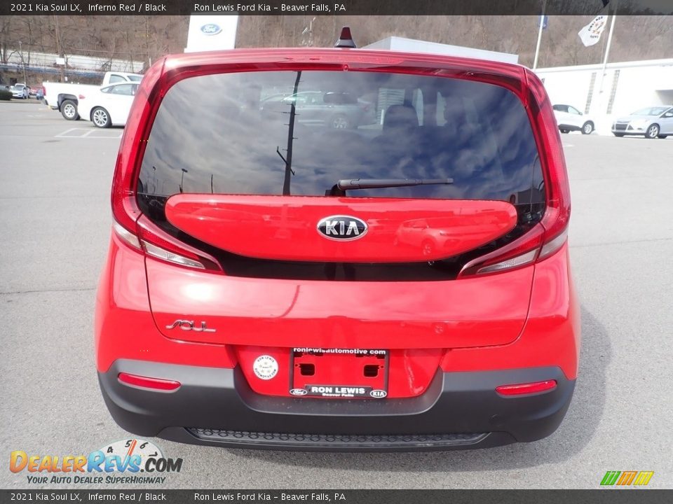 2021 Kia Soul LX Inferno Red / Black Photo #8